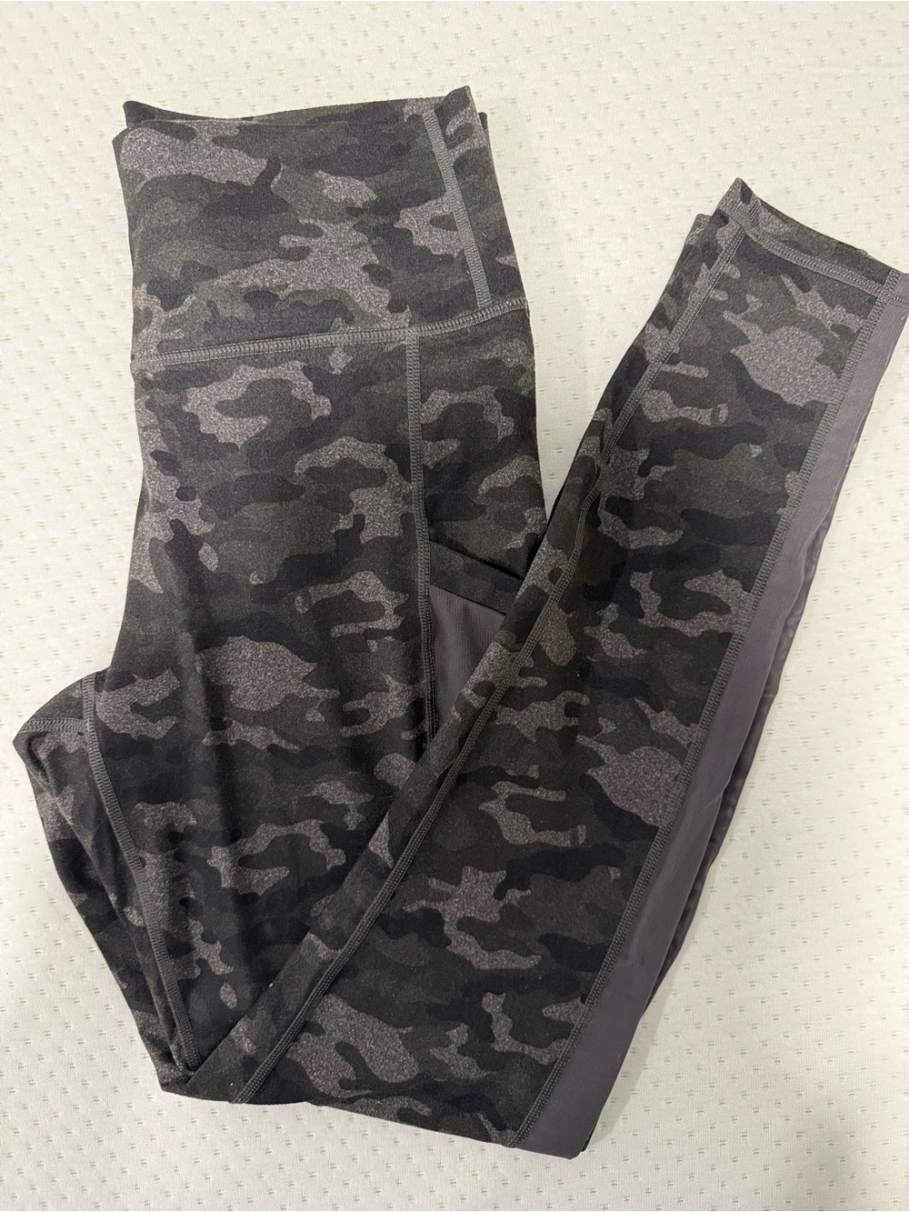 Fabletics Kids Camo Leggings - Black & Gray